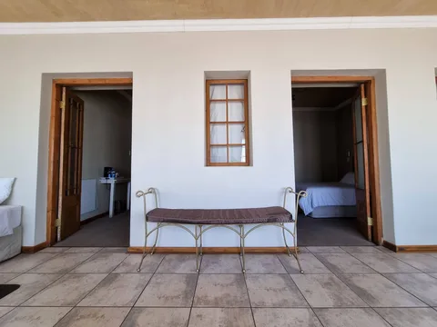 Humansdorp Boutique Hotel