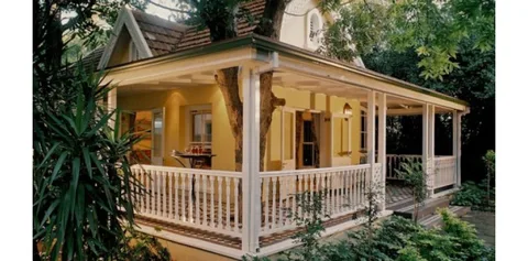 Hacklewood Hill Country House