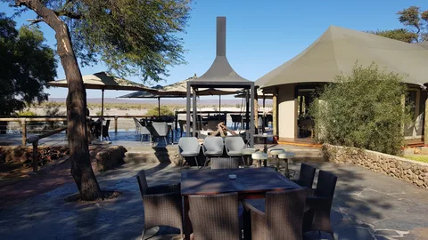 Tau Game Lodge