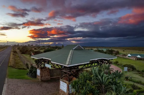 Mentors Country Estate
