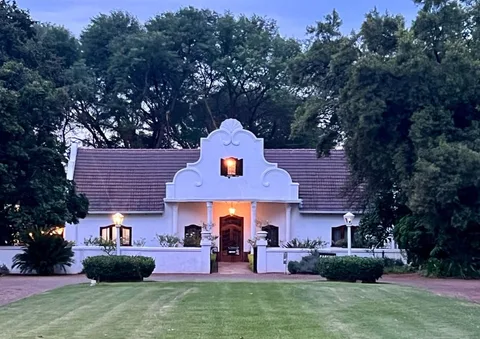 Morgenzon Guesthouse & De Wijngaard Restaurant