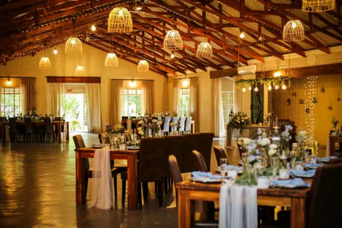 Dikwena Lodge