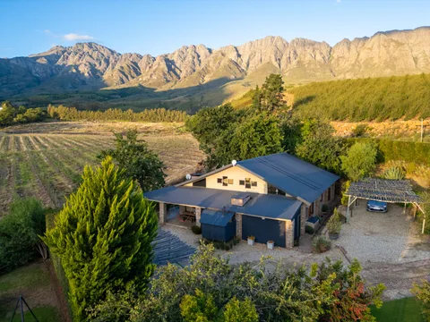 Mont Rouge Accommodation Tulbagh