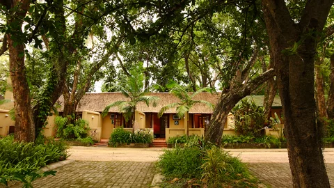 Hotel Numbi & Garden Suites