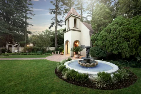Three Rivers Lodge