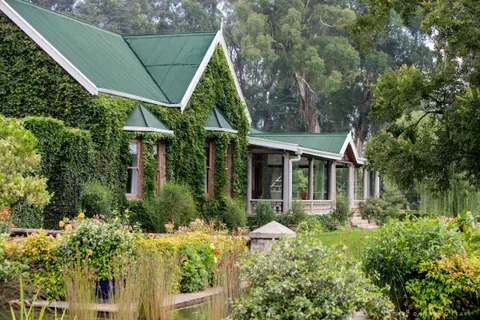 Hartford House