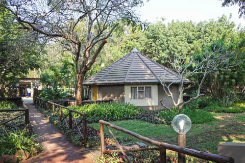 Emdoneni Lodge