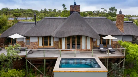 Mhondoro Lodge