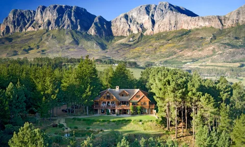 Lalapanzi Lodge